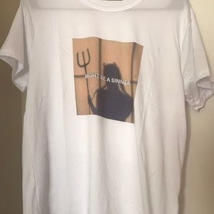 Graphic tee